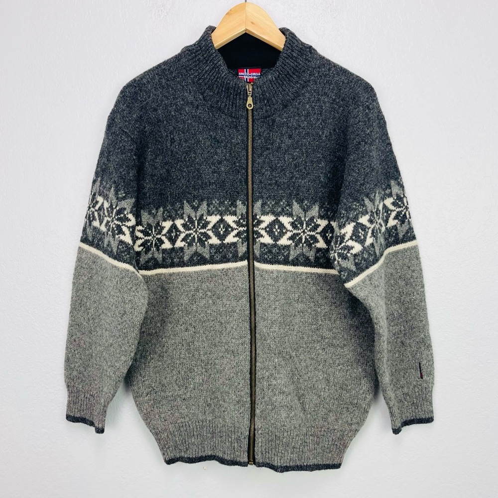 Vintage Arctic Circle 100% Wool Grey Snowflake Jacket Sweater Grandpa core
